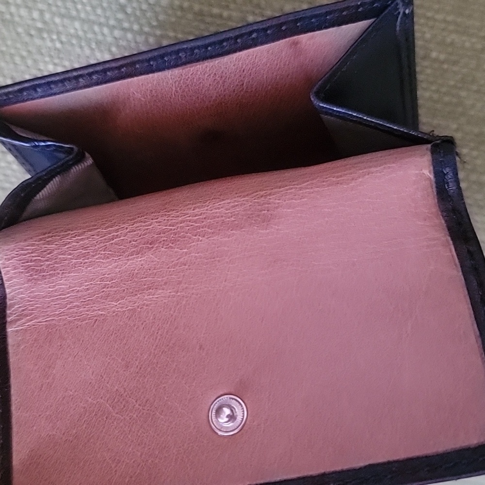Coach Y2K Buckle Wallet - Picture 9 of 16